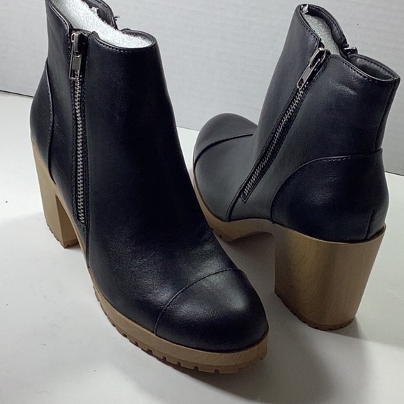 SUN+STONE WOMAN ROWAANP BOOTS - Picture 4 of 6